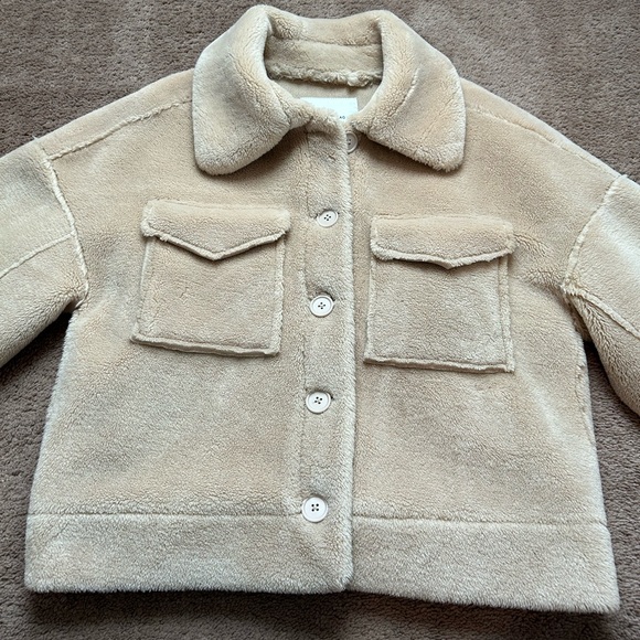 American Eagle teddy jacket - Picture 2 of 5